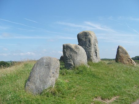 standing-stone-1666104__340