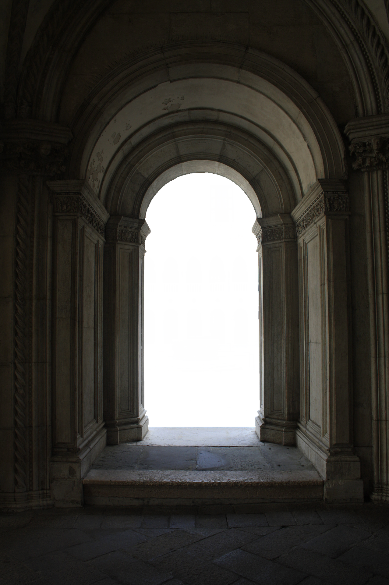 doorway-1420437_1920